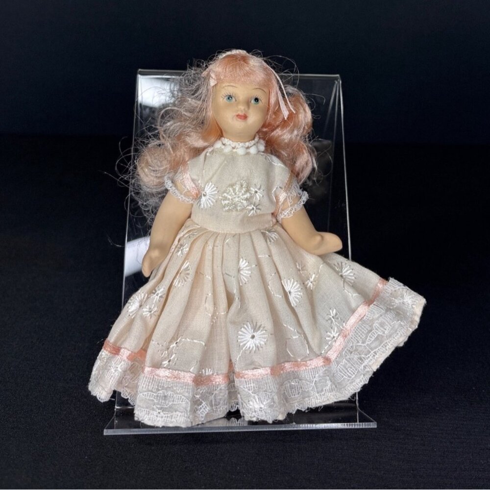 Vintage Porcelain Blonde Blue Eyes Doll Floral Lace Dress Victorian Strawberry - Picture 3 of 11